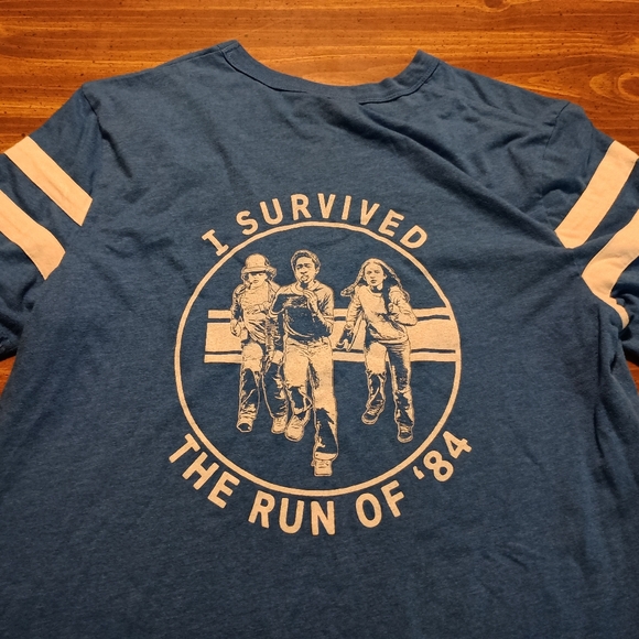 STRANGER THINGS T-SHIRT - Large // Netflix TV Sport Jersey Athletic tee shirt - Picture 7 of 9